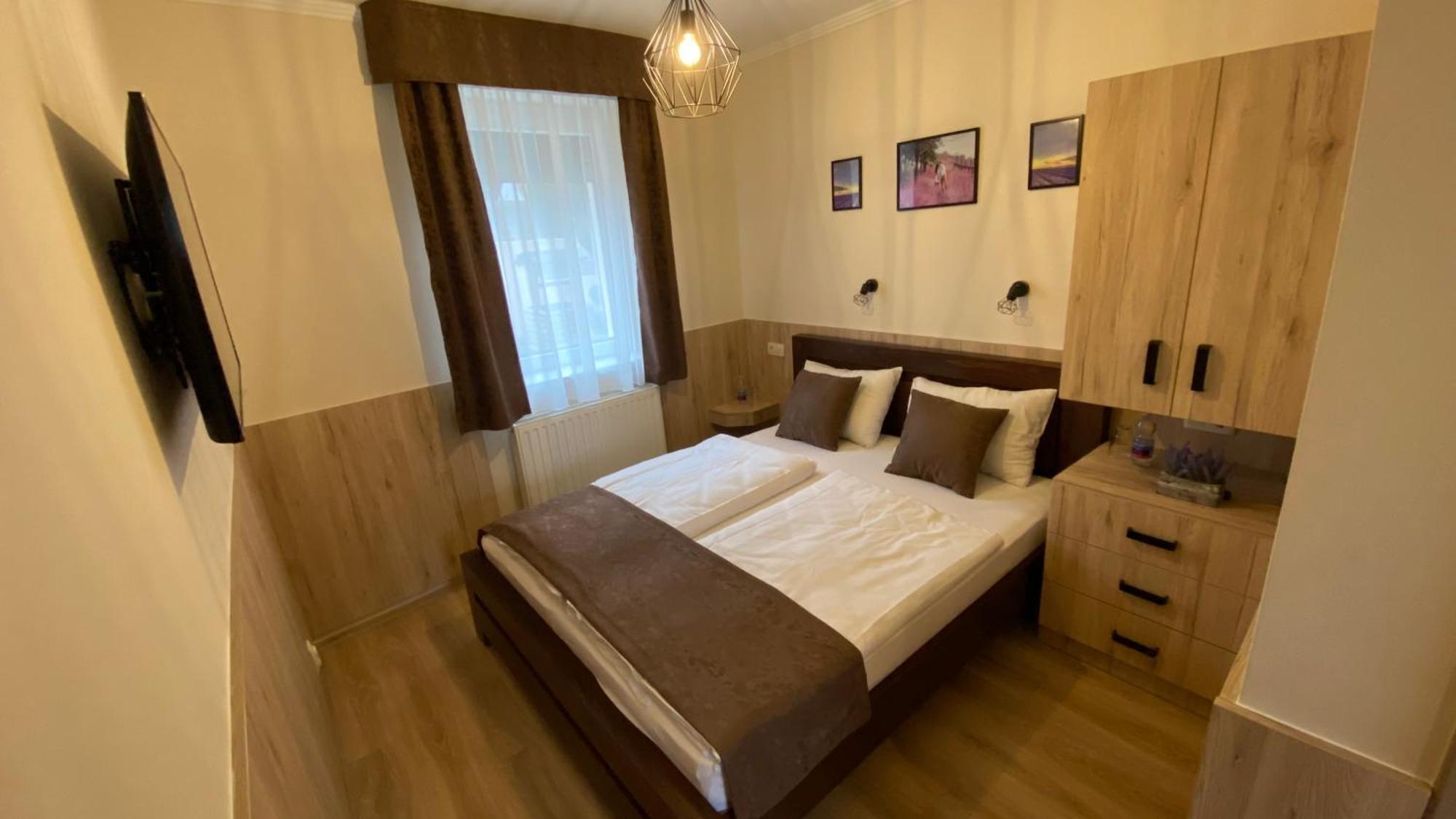 Levendula Vendeghaz Hotel Gyor Luaran gambar